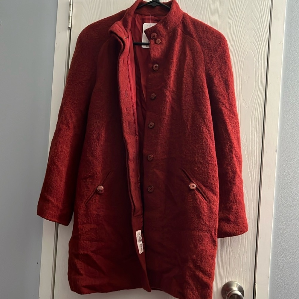 Prologue Red Trench Coat with High Collar and Quilted Design (Size Small)